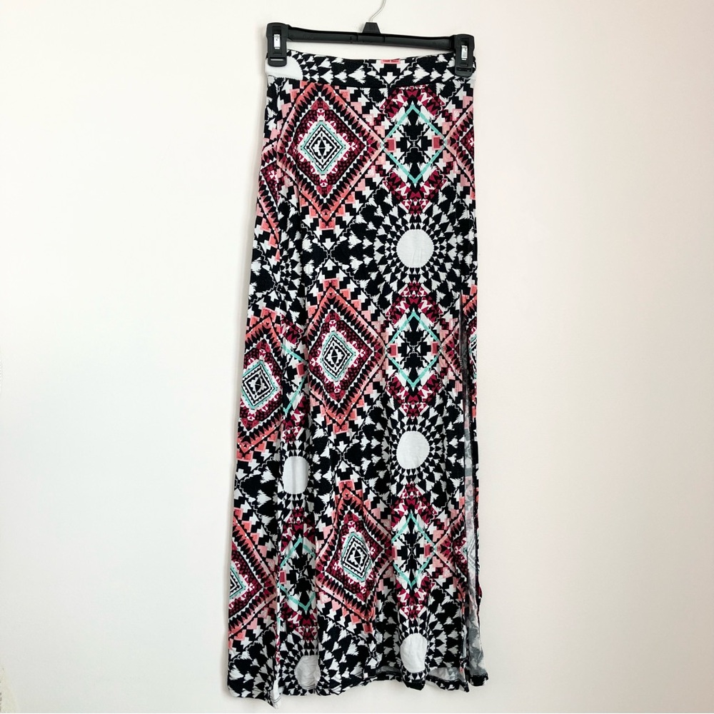 Clearance! Maxi Skirt With Side Slit